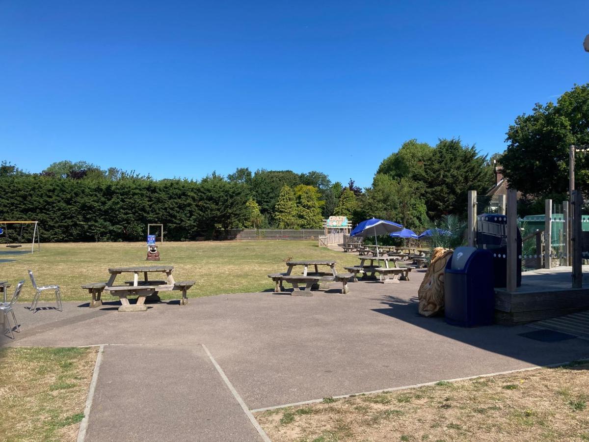 Birchington Vale Caravan Holiday Park Экстерьер фото